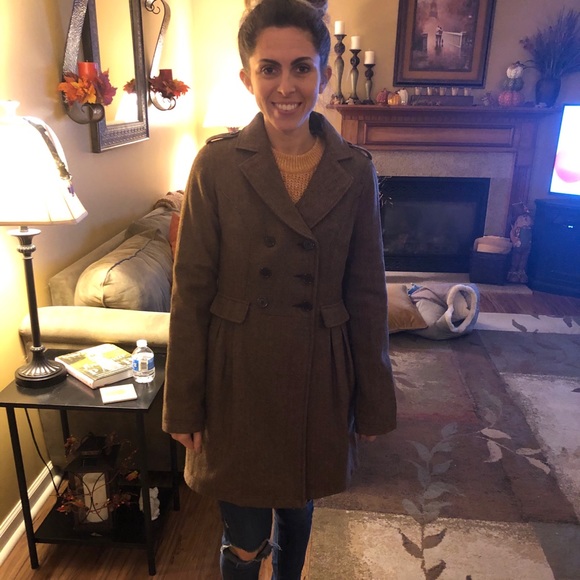 Coat - Picture 8 of 9